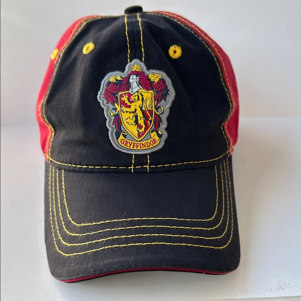 Harry Potter Gryffindor Baseball Cap Hat Adult Black and Red Universal Studios